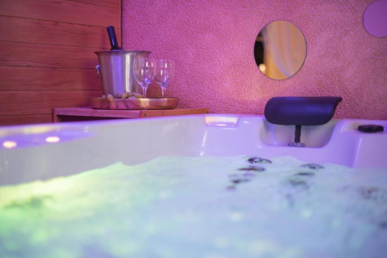 Wellness Studio D'Or: Exclusive Apartment with Spa Amenities Porec Exterior photo