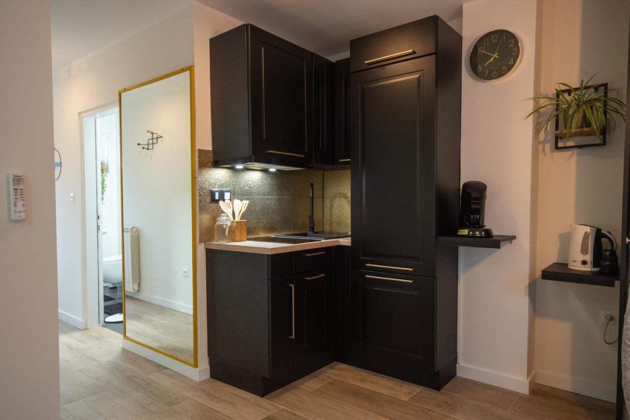 Wellness Studio D'Or: Exclusive Apartment with Spa Amenities Porec Exterior photo